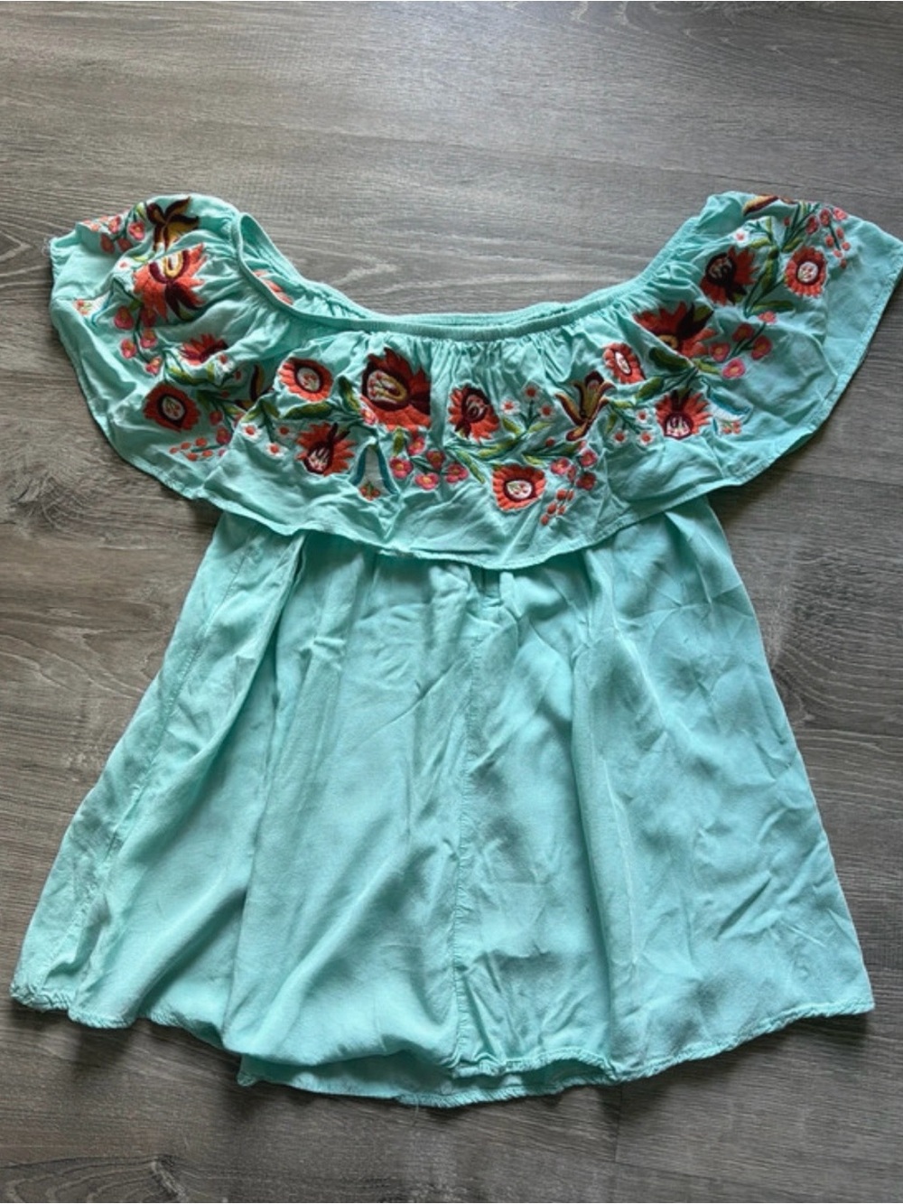 DAVI & DANI Mint Green Off-Shoulder Embroidered Blouse